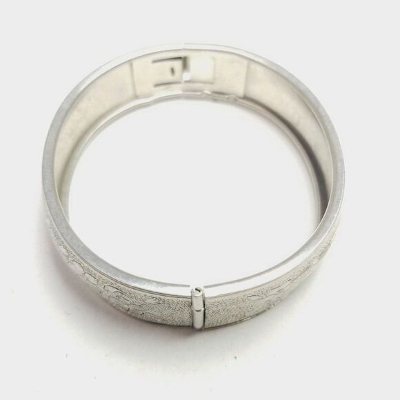 Vintage Floral Pattern Silve Tone HInged Bangle Bracelet, Stacking, Estate - Picture 3 of 8